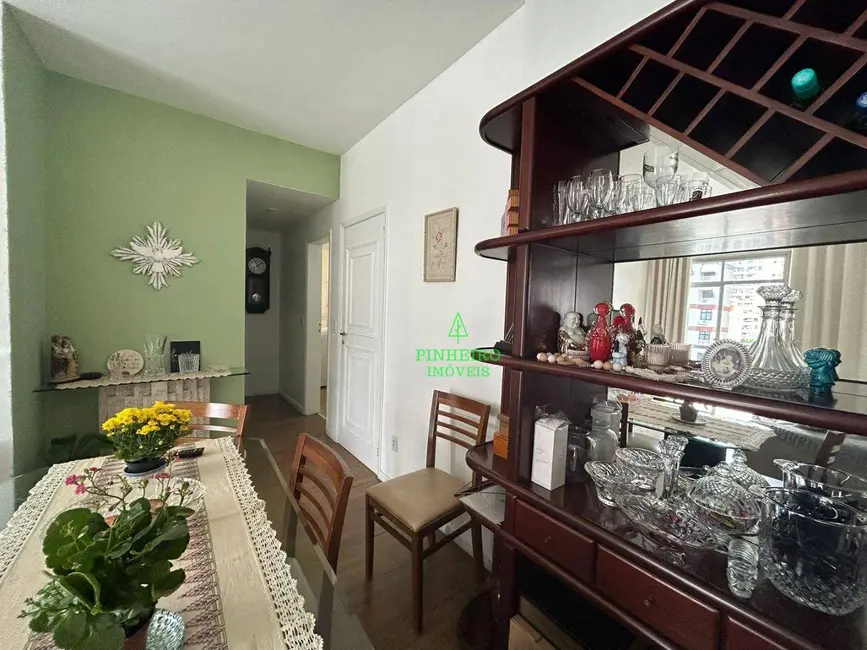 Foto 2 de Apartamento com 2 quartos à venda, 90m2 em Icaraí, Niteroi - RJ