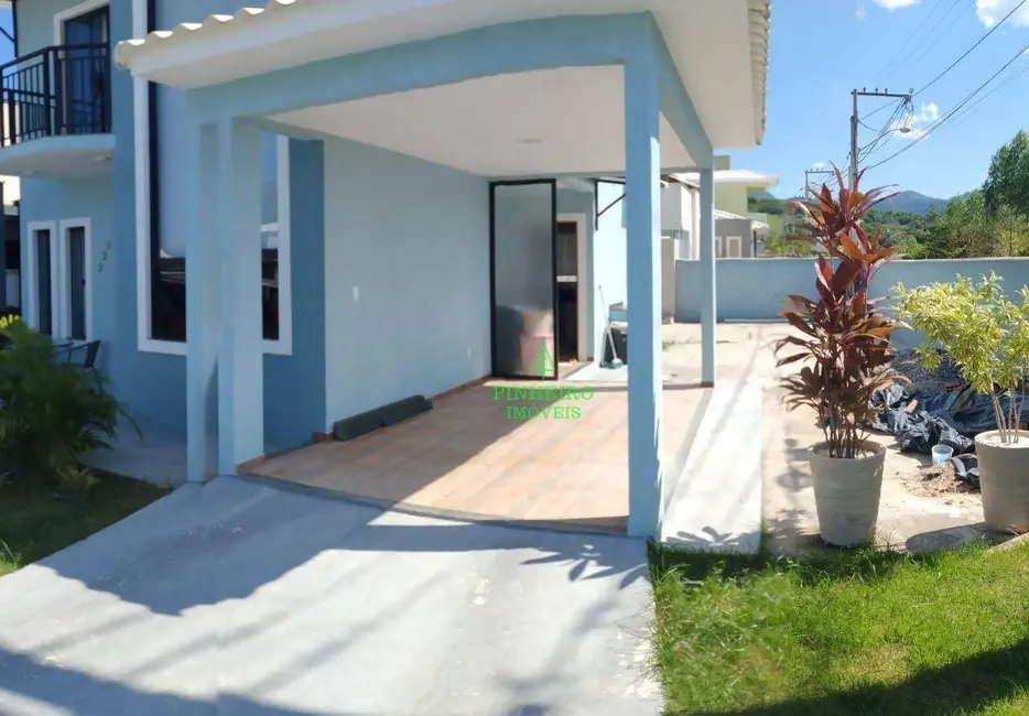 Foto 3 de Casa de Condomínio com 2 quartos à venda, 240m2 em Pindobas, Marica - RJ