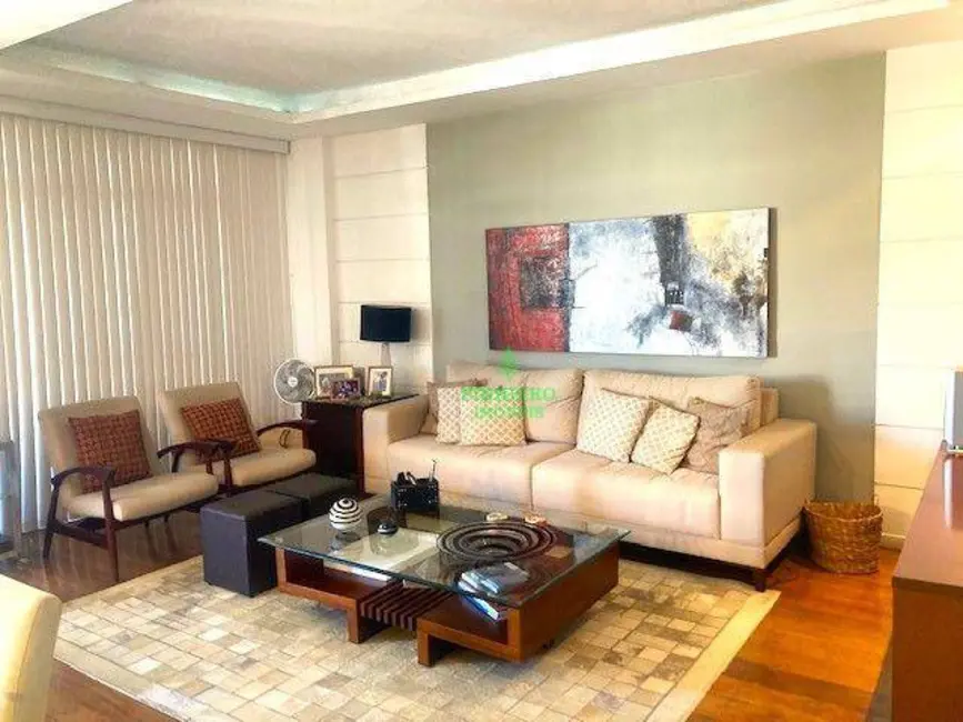 Cobertura com 4 quartos à venda, 412m2 em Icaraí, Niteroi - RJ - imagem 4 Foto 4 de Cobertura com 4 quartos à venda, 412m2 em Icaraí, Niteroi - RJ