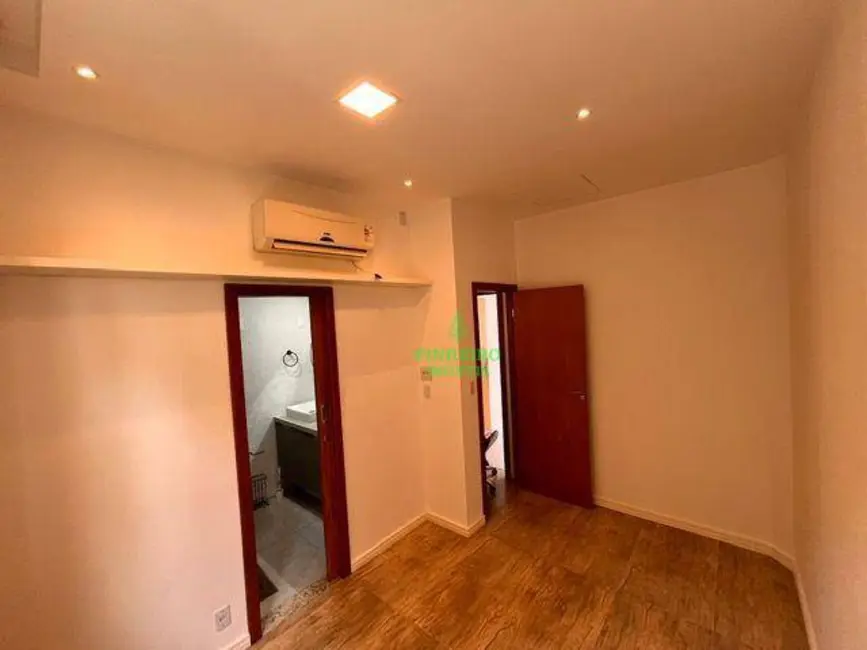 Foto 6 de Apartamento com 3 quartos à venda, 60m2 em Santa Rosa, Niteroi - RJ