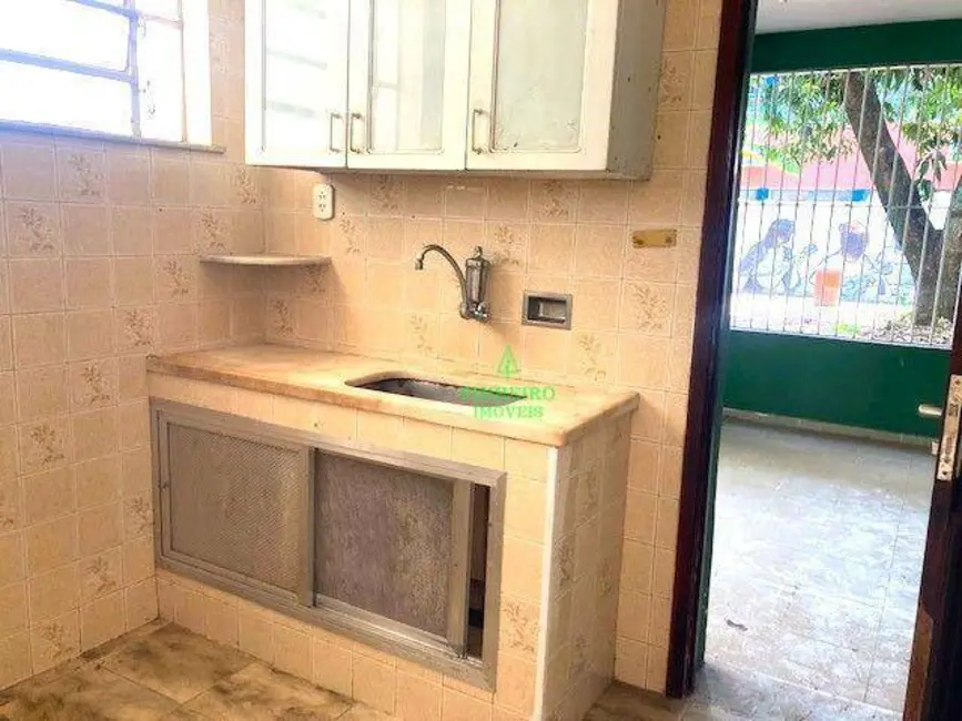 Casa com 4 quartos à venda, 468m2 em São Lourenço, Niteroi - RJ - imagem 9 Foto 9 de Casa com 4 quartos à venda, 468m2 em São Lourenço, Niteroi - RJ