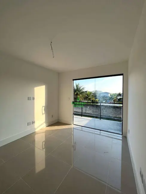 Foto 6 de Casa com 3 quartos à venda, 180m2 em Itaipu, Niteroi - RJ