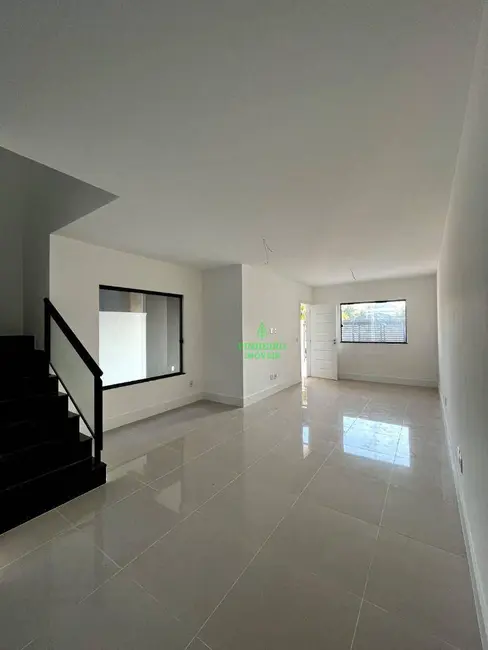 Foto 8 de Casa com 3 quartos à venda, 180m2 em Itaipu, Niteroi - RJ