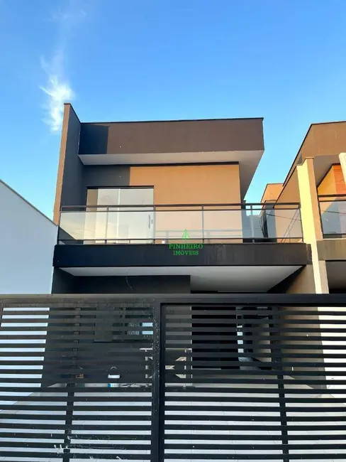 Foto 1 de Casa com 3 quartos à venda, 180m2 em Itaipu, Niteroi - RJ