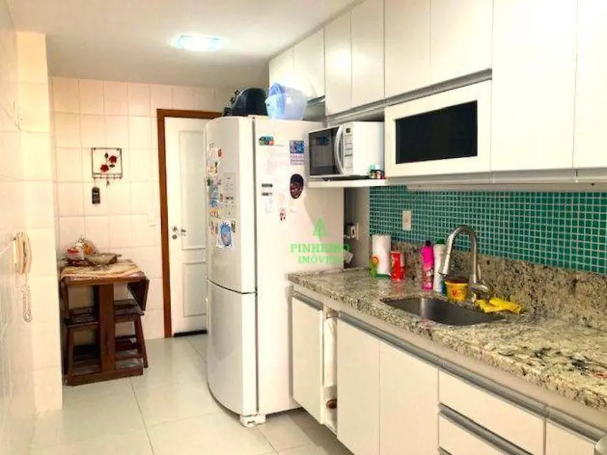 Apartamento com 3 quartos à venda, 115m2 em Santa Rosa, Niteroi - RJ - imagem 2 Foto 2 de Apartamento com 3 quartos à venda, 115m2 em Santa Rosa, Niteroi - RJ