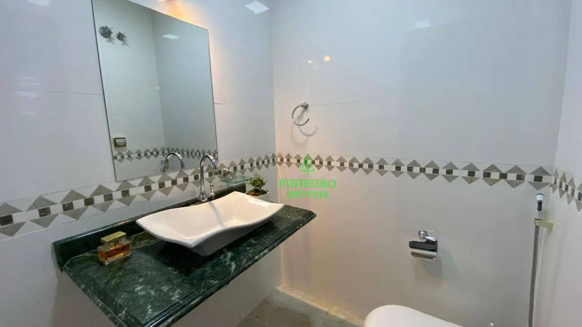 Foto 8 de Casa com 4 quartos à venda, 400m2 em Peró, Cabo Frio - RJ