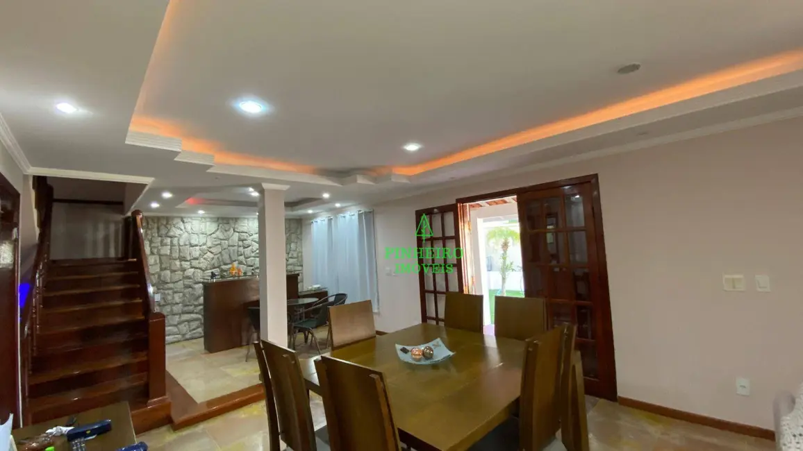 Foto 7 de Casa com 4 quartos à venda, 400m2 em Peró, Cabo Frio - RJ
