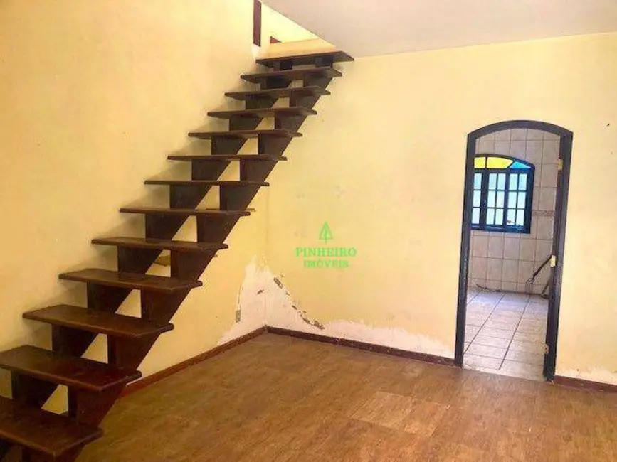 Foto 6 de Casa com 4 quartos à venda, 360m2 em Piratininga, Niteroi - RJ