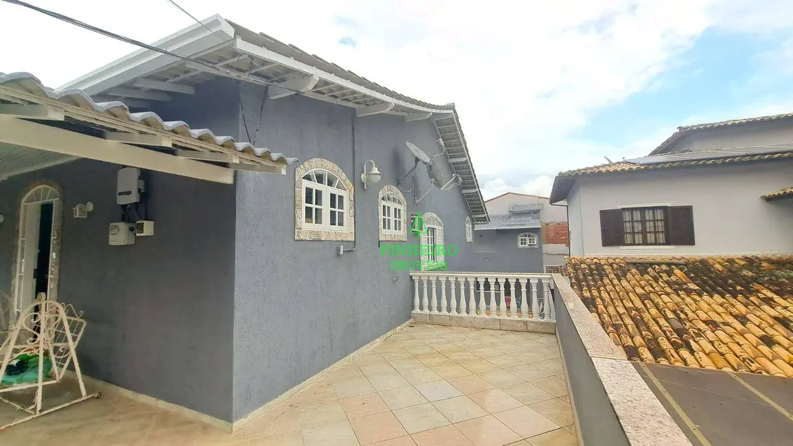 Foto 8 de Casa com 4 quartos à venda, 360m2 em Piratininga, Niteroi - RJ