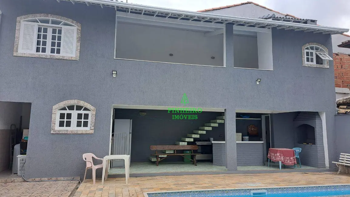 Foto 2 de Casa com 4 quartos à venda, 360m2 em Piratininga, Niteroi - RJ