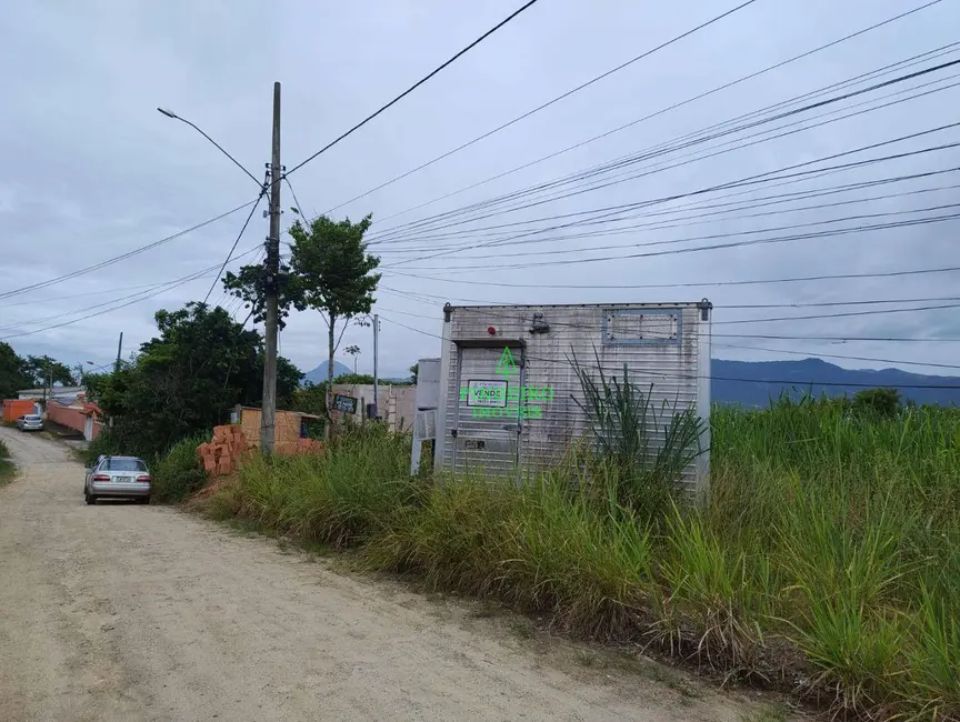 Foto 1 de Terreno / Lote à venda, 720m2 em Araçatiba, Marica - RJ