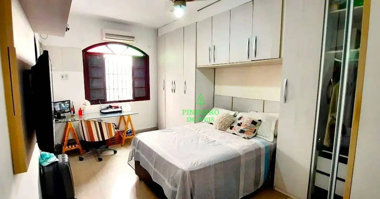 Foto 5 de Casa com 2 quartos à venda, 375m2 em Piratininga, Niteroi - RJ