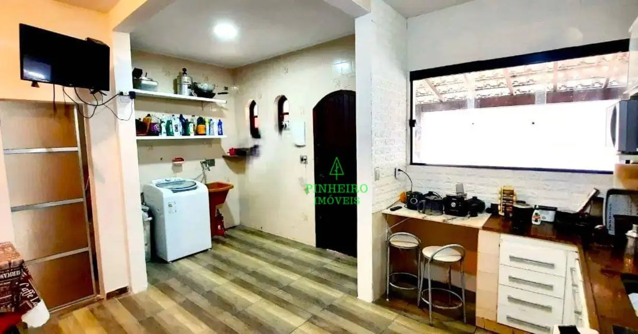 Foto 4 de Casa com 2 quartos à venda, 375m2 em Piratininga, Niteroi - RJ