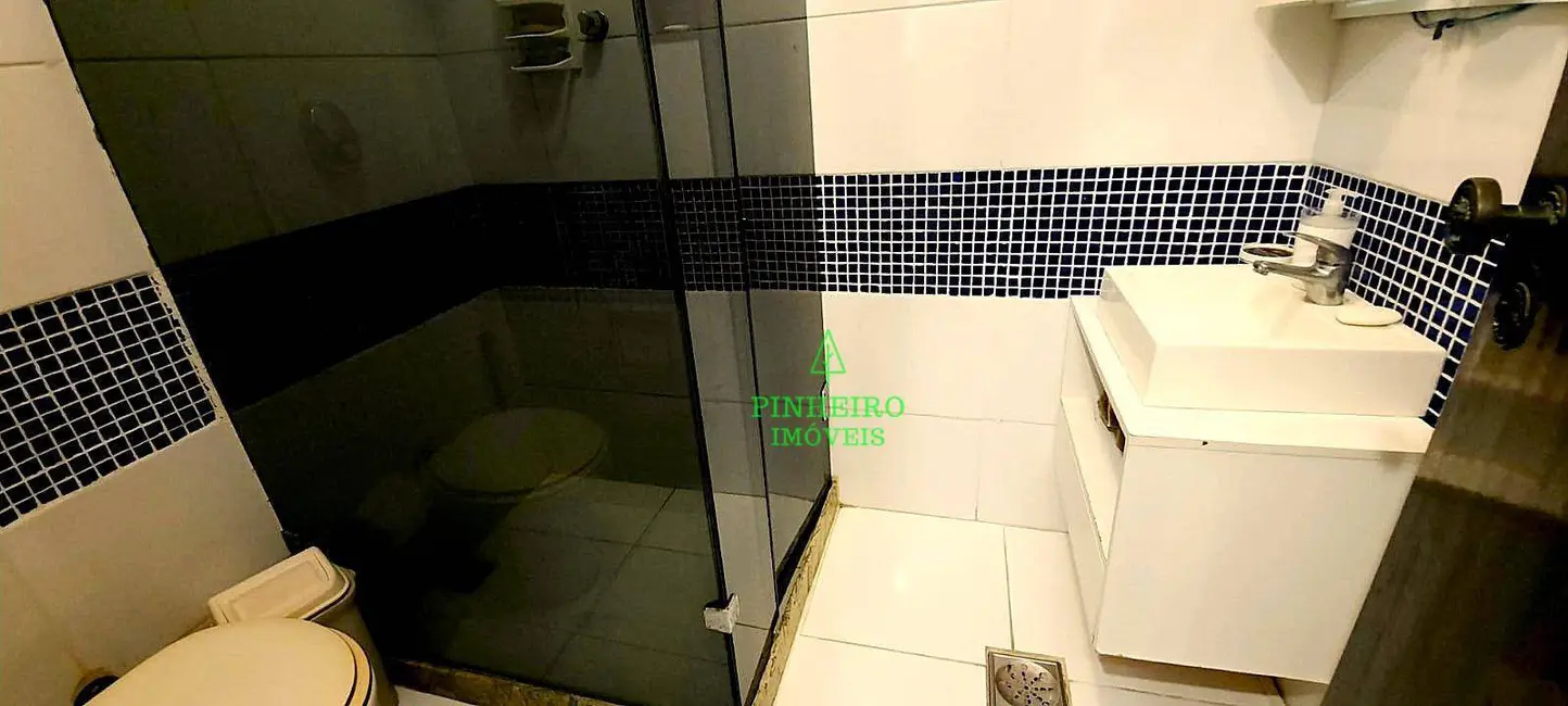 Foto 9 de Casa com 2 quartos à venda, 375m2 em Piratininga, Niteroi - RJ