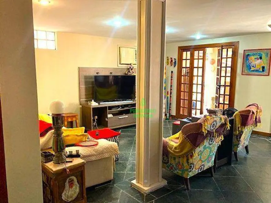 Foto 5 de Casa com 5 quartos à venda, 633m2 em Piratininga, Niteroi - RJ