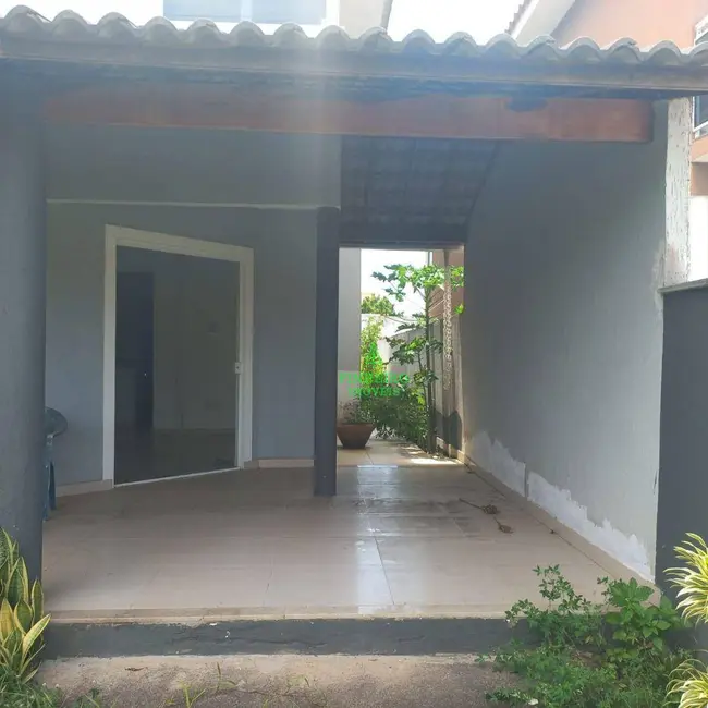 Foto 1 de Casa com 3 quartos à venda, 240m2 em Jardim Atlântico Central (Itaipuaçu), Marica - RJ