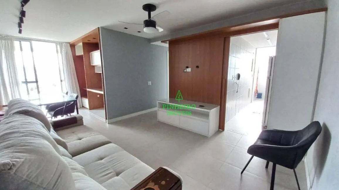 Foto 3 de Apartamento com 2 quartos à venda, 108m2 em Santa Rosa, Niteroi - RJ