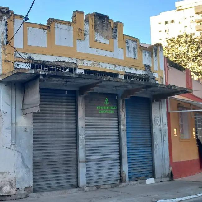 Foto 1 de Loja à venda, 243m2 em Santa Rosa, Niteroi - RJ