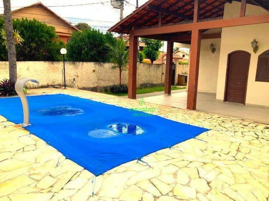 Foto 1 de Casa com 4 quartos à venda, 361m2 em Piratininga, Niteroi - RJ