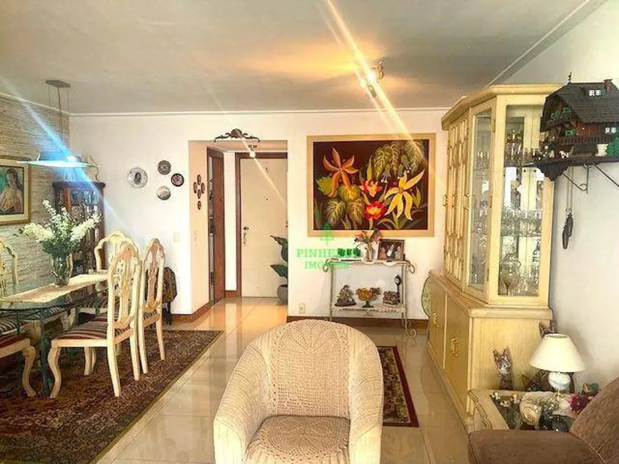 Apartamento com 3 quartos à venda, 120m2 em Largo da Batalha, Niteroi - RJ - imagem 8 Foto 8 de Apartamento com 3 quartos à venda, 120m2 em Largo da Batalha, Niteroi - RJ
