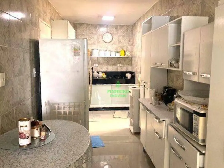 Foto 2 de Apartamento com 3 quartos à venda, 100m2 em Ingá, Niteroi - RJ