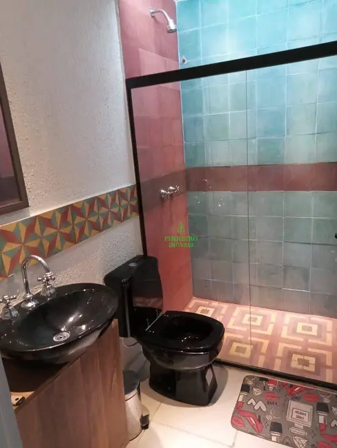 Casa com 3 quartos à venda, 360m2 em Niteroi - RJ - imagem 6 Foto 6 de Casa com 3 quartos à venda, 360m2 em Niteroi - RJ