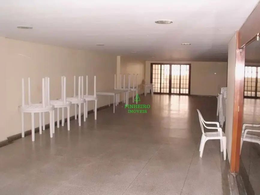 Foto 3 de Apartamento com 3 quartos à venda, 122m2 em Icaraí, Niteroi - RJ