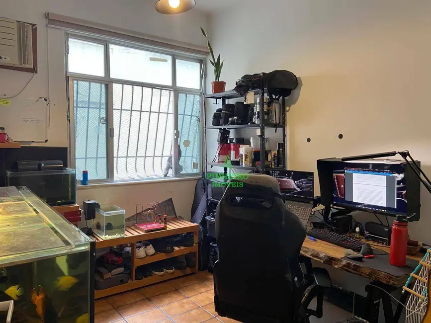 Apartamento com 3 quartos à venda, 83m2 em Icaraí, Niteroi - RJ - imagem 3 Foto 3 de Apartamento com 3 quartos à venda, 83m2 em Icaraí, Niteroi - RJ