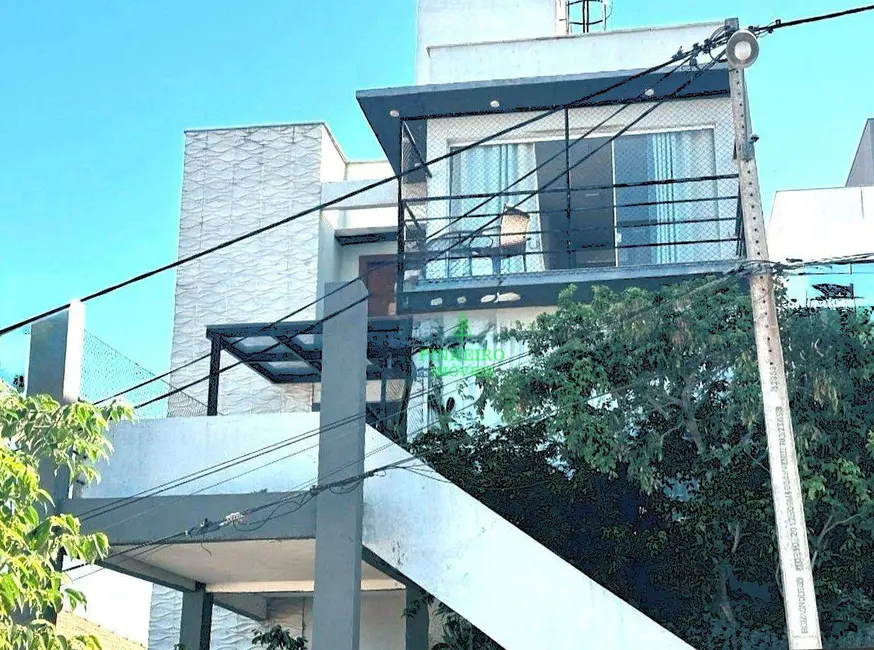 Foto 1 de Casa de Condomínio com 2 quartos à venda, 300m2 em Ogiva, Cabo Frio - RJ