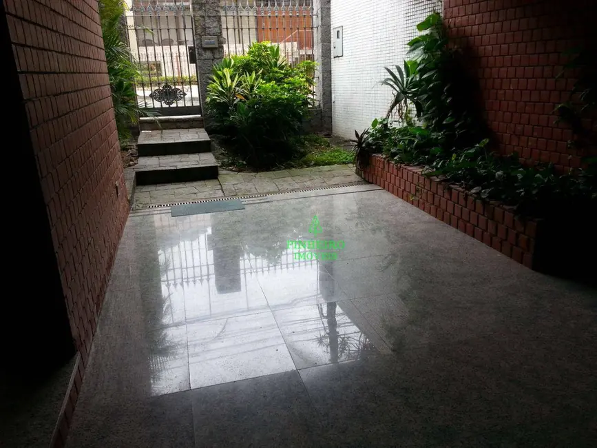 Foto 1 de Casa com 4 quartos à venda, 300m2 em Icaraí, Niteroi - RJ
