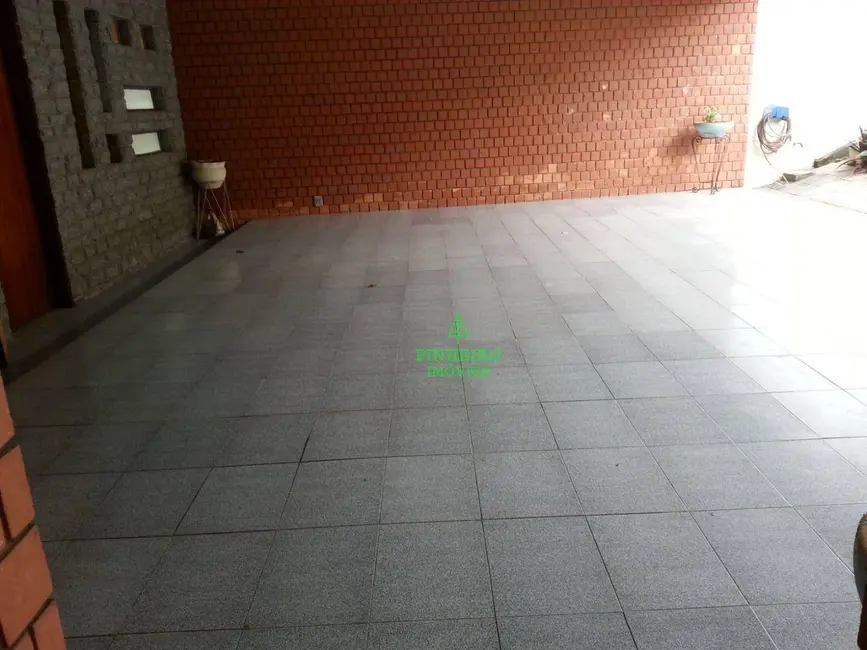 Foto 2 de Casa com 4 quartos à venda, 300m2 em Icaraí, Niteroi - RJ