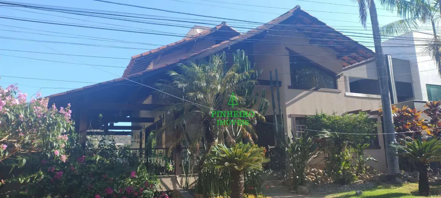 Foto 3 de Casa com 3 quartos à venda, 540m2 em Piratininga, Niteroi - RJ