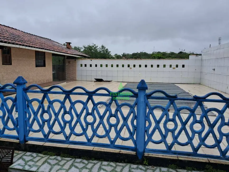 Casa com 2 quartos à venda, 370m2 em Iguaba Grande - RJ - imagem 9 Foto 9 de Casa com 2 quartos à venda, 370m2 em Iguaba Grande - RJ