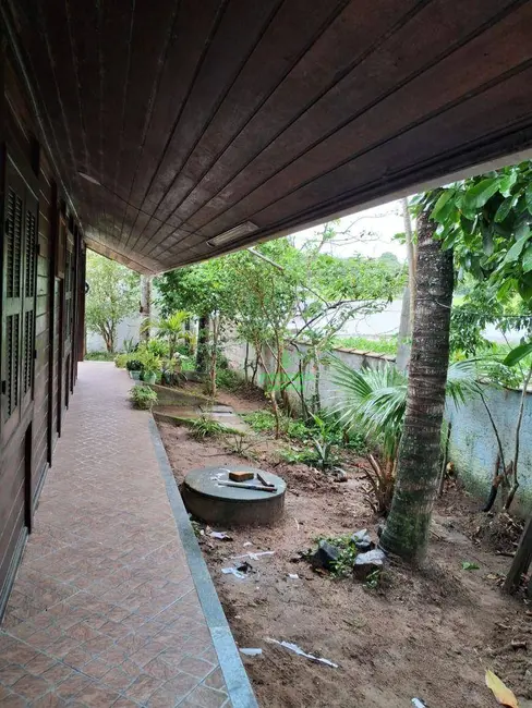 Casa com 2 quartos à venda, 370m2 em Iguaba Grande - RJ - imagem 7 Foto 7 de Casa com 2 quartos à venda, 370m2 em Iguaba Grande - RJ