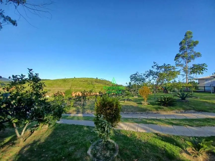 Foto 9 de Chácara com 4 quartos à venda, 6700m2 em Rio Bonito - RJ