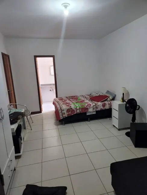 Foto 3 de Casa com 3 quartos à venda, 480m2 em Marica - RJ