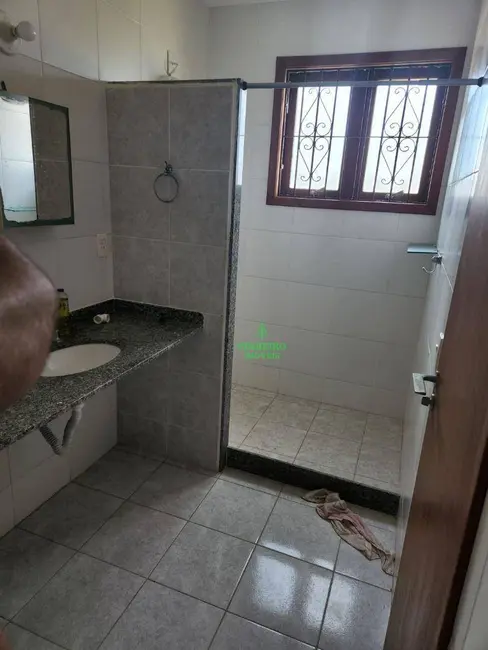 Foto 4 de Casa com 3 quartos à venda, 480m2 em Marica - RJ