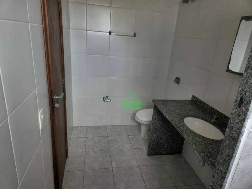 Foto 5 de Casa com 3 quartos à venda, 480m2 em Marica - RJ