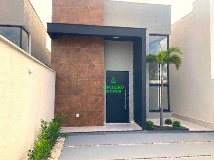 Foto 2 de Casa com 3 quartos à venda, 225m2 em Jardim Atlântico Central (Itaipuaçu), Marica - RJ