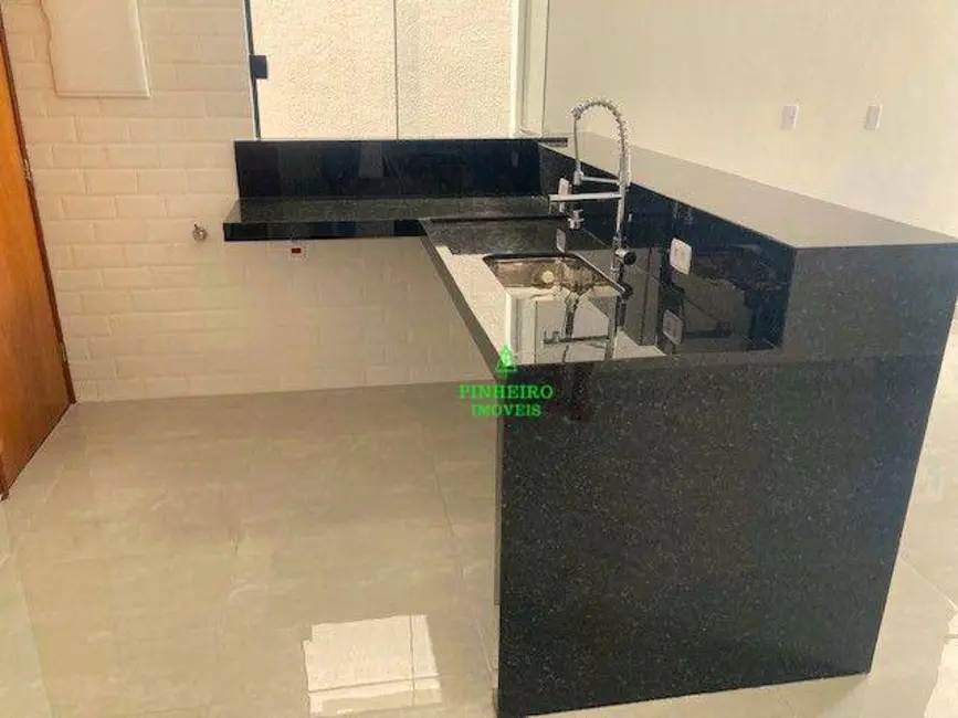 Foto 7 de Casa com 3 quartos à venda, 225m2 em Jardim Atlântico Central (Itaipuaçu), Marica - RJ