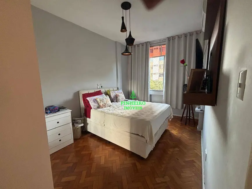 Apartamento com 2 quartos à venda, 71m2 em Maracanã, Rio De Janeiro - RJ - imagem 2 Foto 2 de Apartamento com 2 quartos à venda, 71m2 em Maracanã, Rio De Janeiro - RJ