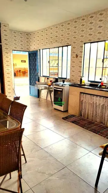 Foto 8 de Casa com 4 quartos à venda, 1298m2 em Araruama - RJ