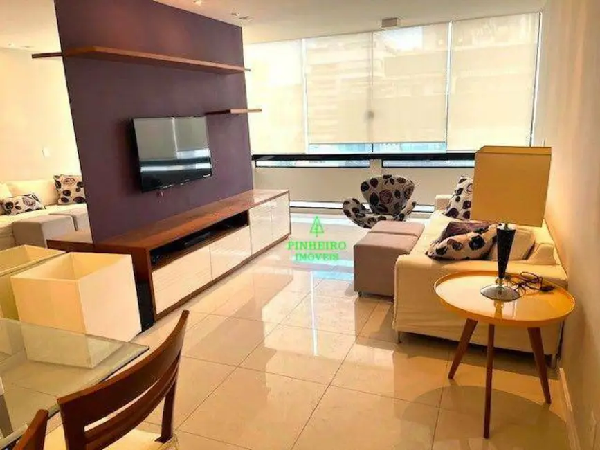 Foto 2 de Apartamento com 2 quartos à venda, 70m2 em Icaraí, Niteroi - RJ