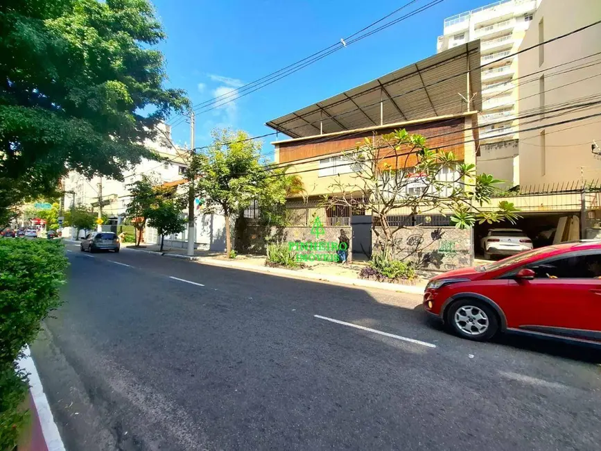 Casa com 4 quartos para alugar, 234m2 em Icaraí, Niteroi - RJ - imagem 3 Foto 3 de Casa com 4 quartos para alugar, 234m2 em Icaraí, Niteroi - RJ