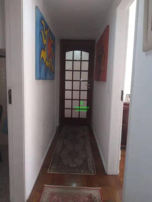 Apartamento com 3 quartos à venda, 97m2 em Icaraí, Niteroi - RJ - imagem 4 Foto 4 de Apartamento com 3 quartos à venda, 97m2 em Icaraí, Niteroi - RJ