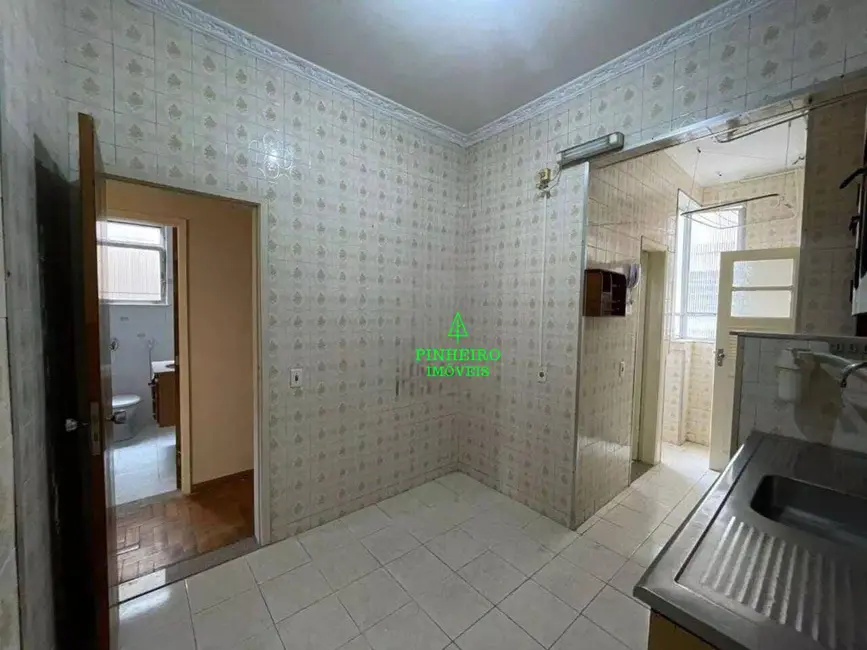 Apartamento com 2 quartos à venda, 80m2 em Icaraí, Niteroi - RJ - imagem 6 Foto 6 de Apartamento com 2 quartos à venda, 80m2 em Icaraí, Niteroi - RJ