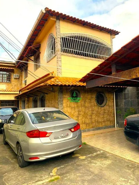 Foto 4 de Casa com 7 quartos à venda, 360m2 em Trindade, Sao Goncalo - RJ