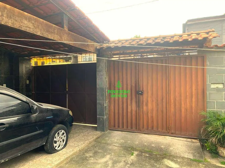Foto 2 de Casa com 7 quartos à venda, 360m2 em Trindade, Sao Goncalo - RJ