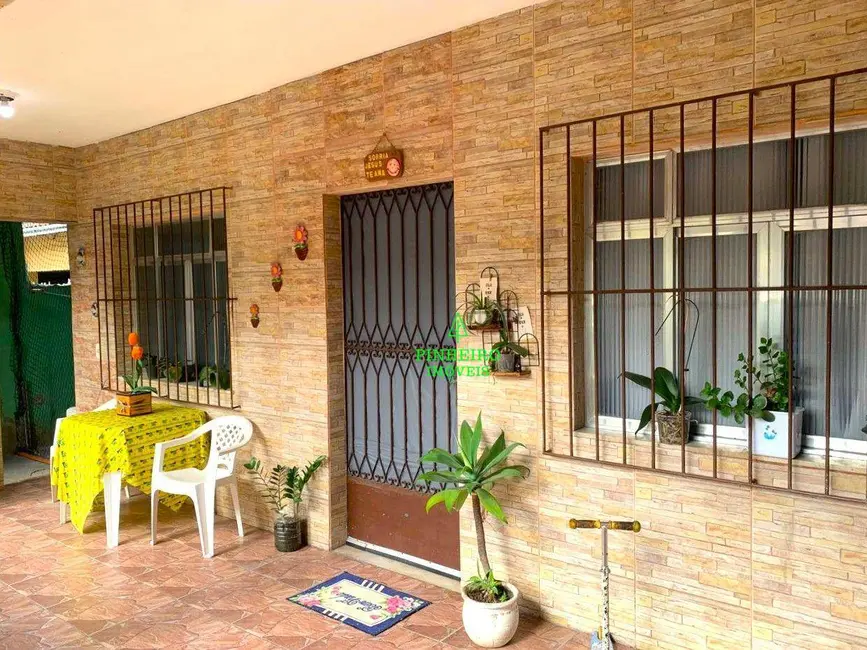 Foto 9 de Casa com 7 quartos à venda, 360m2 em Trindade, Sao Goncalo - RJ