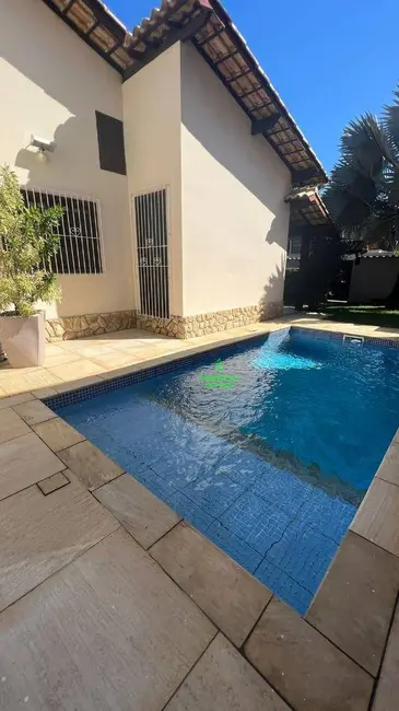 Foto 1 de Casa com 3 quartos à venda, 405m2 em Itaipu, Niteroi - RJ